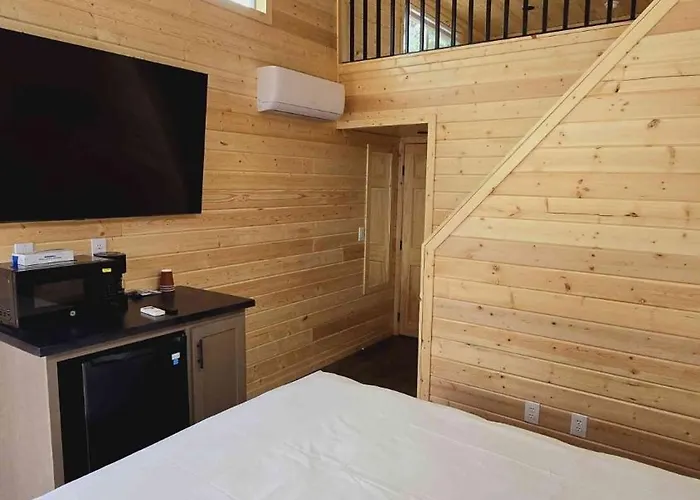 Chalet 062a Brand New Cozy With Loft & King Bed Near Grand Canyon South Rim
